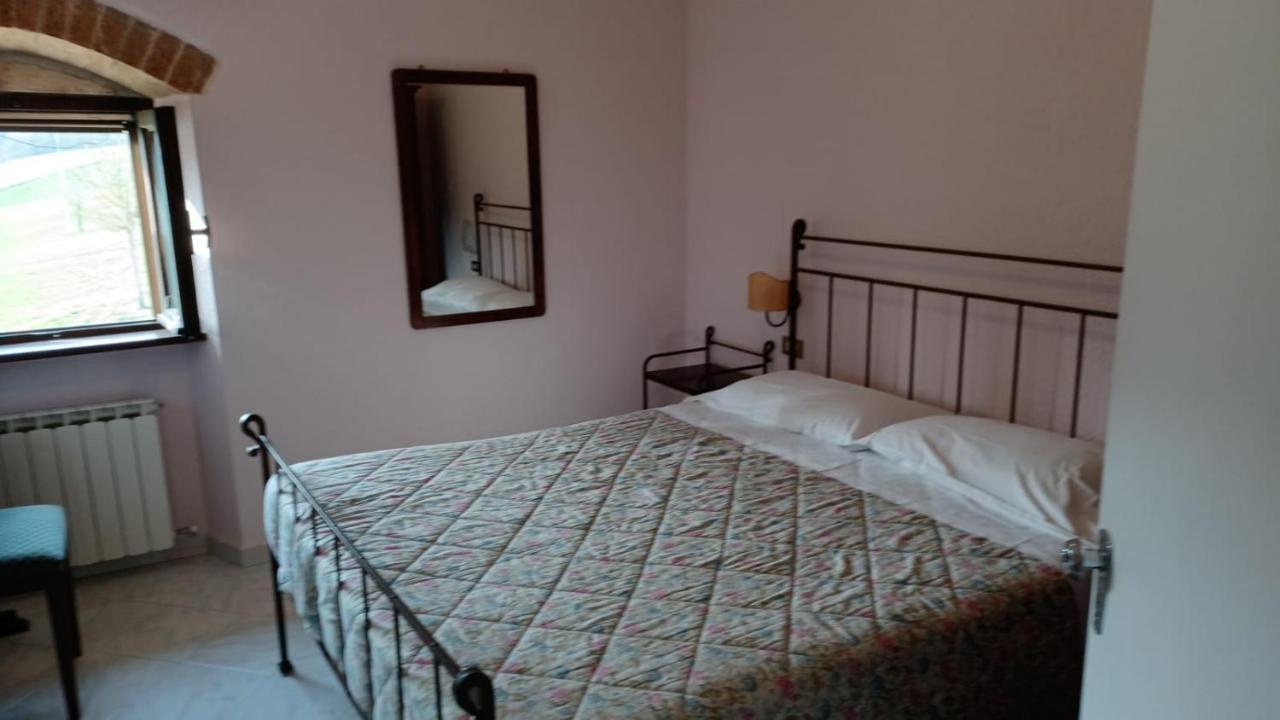 Pian D'Isola Bed & Breakfast Costacciaro Exterior photo