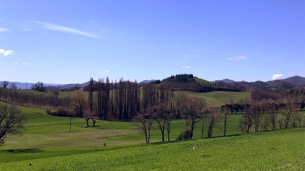 Pian D'Isola Bed & Breakfast Costacciaro Exterior photo